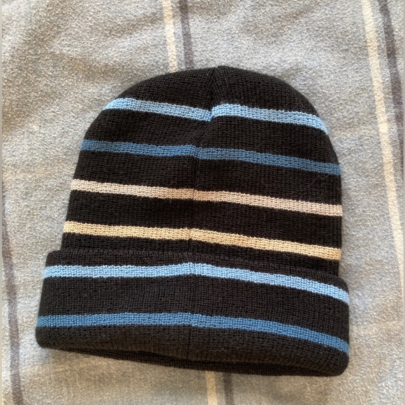 BlueBison beanie - Picture 2 of 2